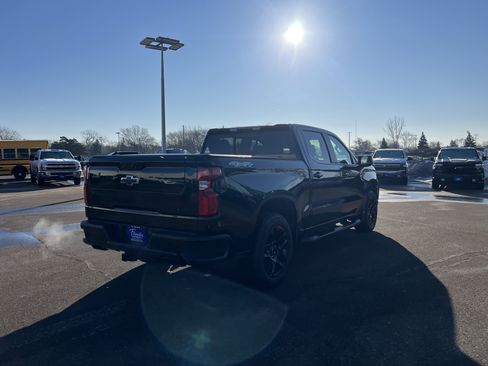 Certified 2022 Chevrolet Silverado 1500 RST w/ Redline Edition image 10