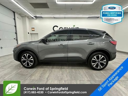 Certified 2022 Ford Escape SE w/ SE Sport Appearance Package image 2