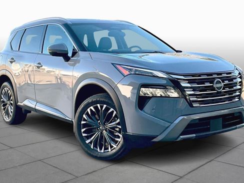 New 2026 Nissan Kicks SV FWD image 2