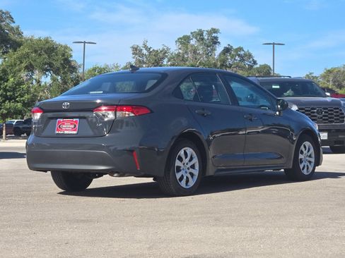 Certified 2024 Toyota Corolla LE FWD image 5