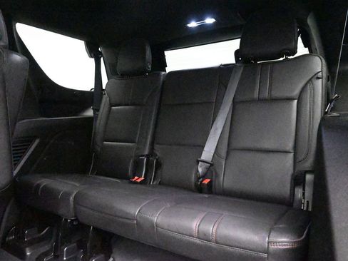 Used 2022 Chevrolet Tahoe RST w/ Luxury Package AWD/4WD image 19