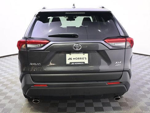 Used 2019 Toyota RAV4 XLE Premium w/ Cold Weather Package AWD/4WD image 5