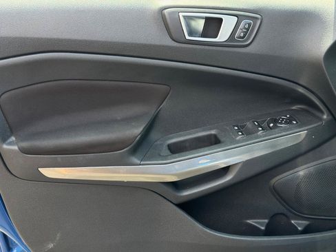 Used 2018 Ford EcoSport SE w/ SE Convenience Package FWD image 14