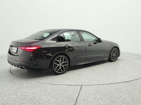 Used 2023 Mercedes-Benz C 300 Sedan image 5