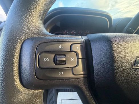 Used 2025 Chevrolet Silverado 1500 W/T AWD/4WD image 17
