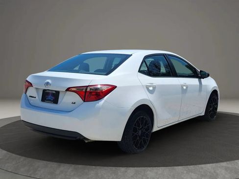 Used 2018 Toyota Corolla LE FWD image 5