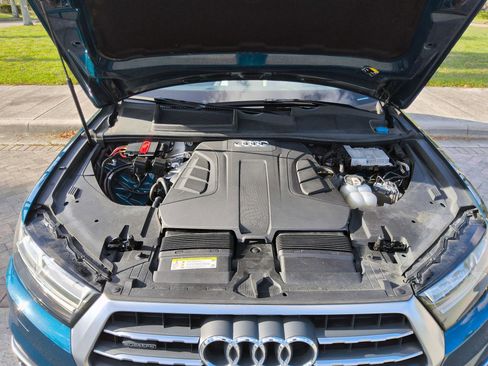 Used 2019 Audi Q7 3.0T Prestige AWD/4WD image 41