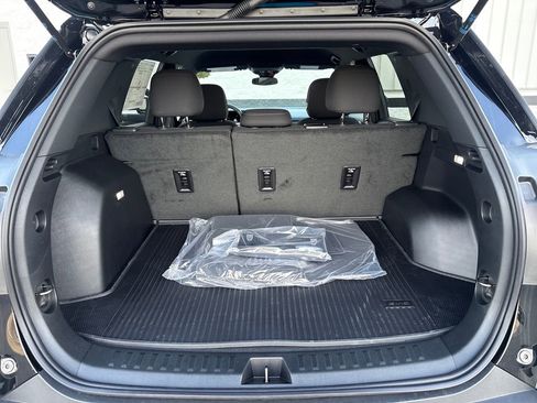 New 2026 GMC Terrain Elevation w/ LPO, Floor Liner Package image 31