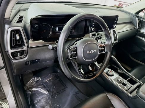 Used 2022 Kia Sorento S image 19
