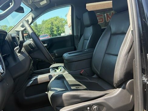 Used 2019 GMC Sierra 1500 SLT w/ SLT Premium Plus Package AWD/4WD image 13