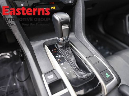 Used 2017 Honda Civic Touring image 13