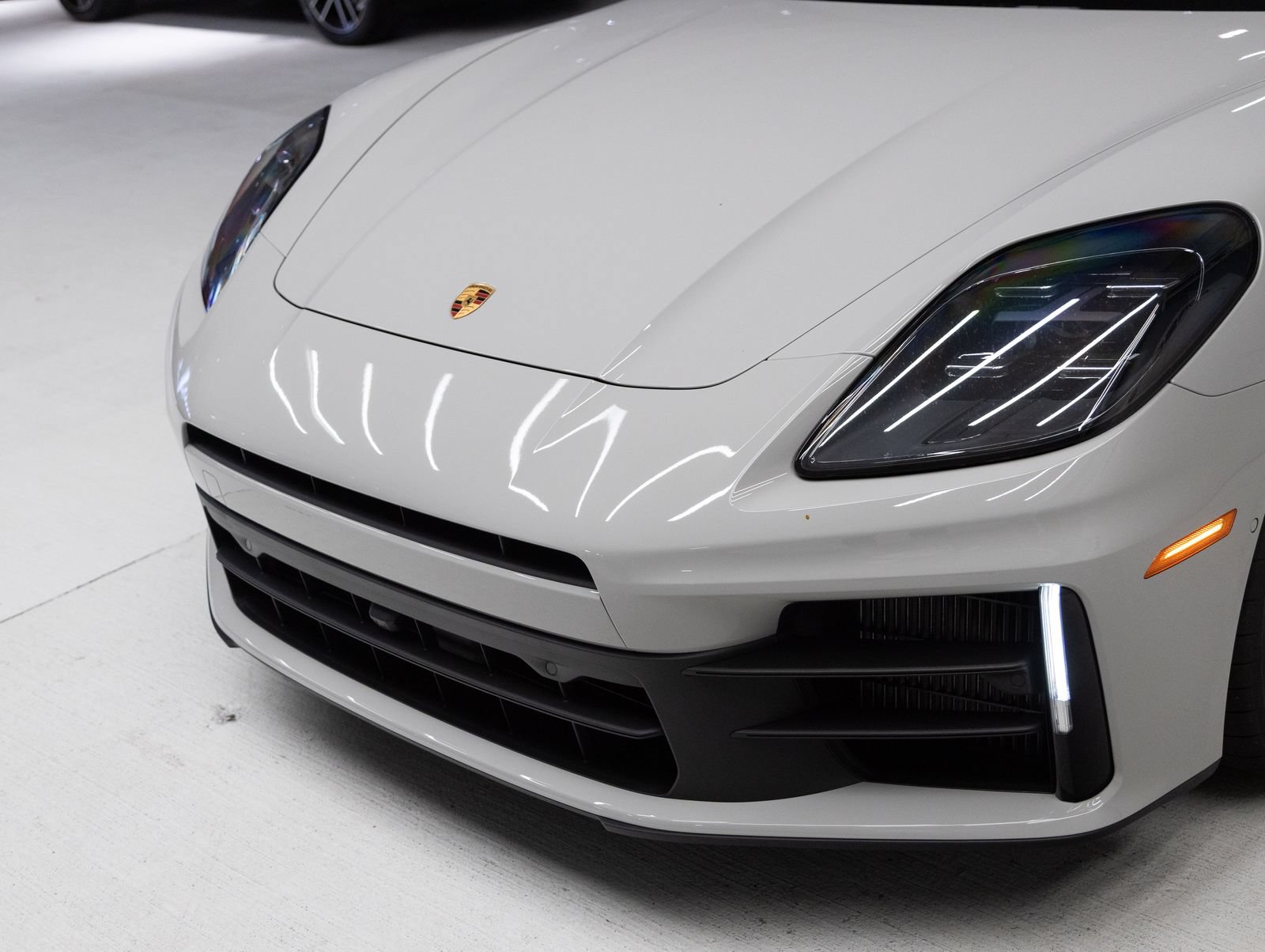 New 2026 Porsche Panamera 4 AWD/4WD image 28