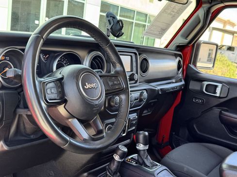 Used 2020 Jeep Wrangler Unlimited Sport S AWD/4WD image 20
