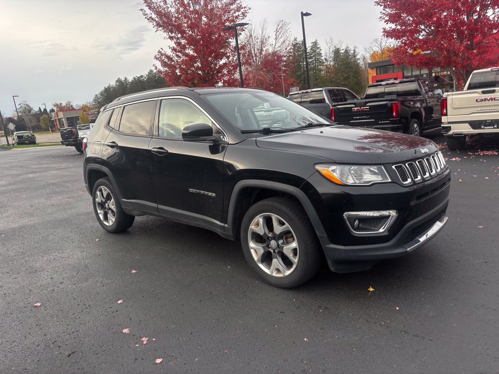 Used 2020 Jeep Compass Limited AWD/4WD image 4
