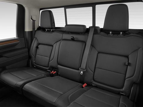 Used 2025 GMC Sierra 2500 Denali w/ Denali Reserve Package image 8