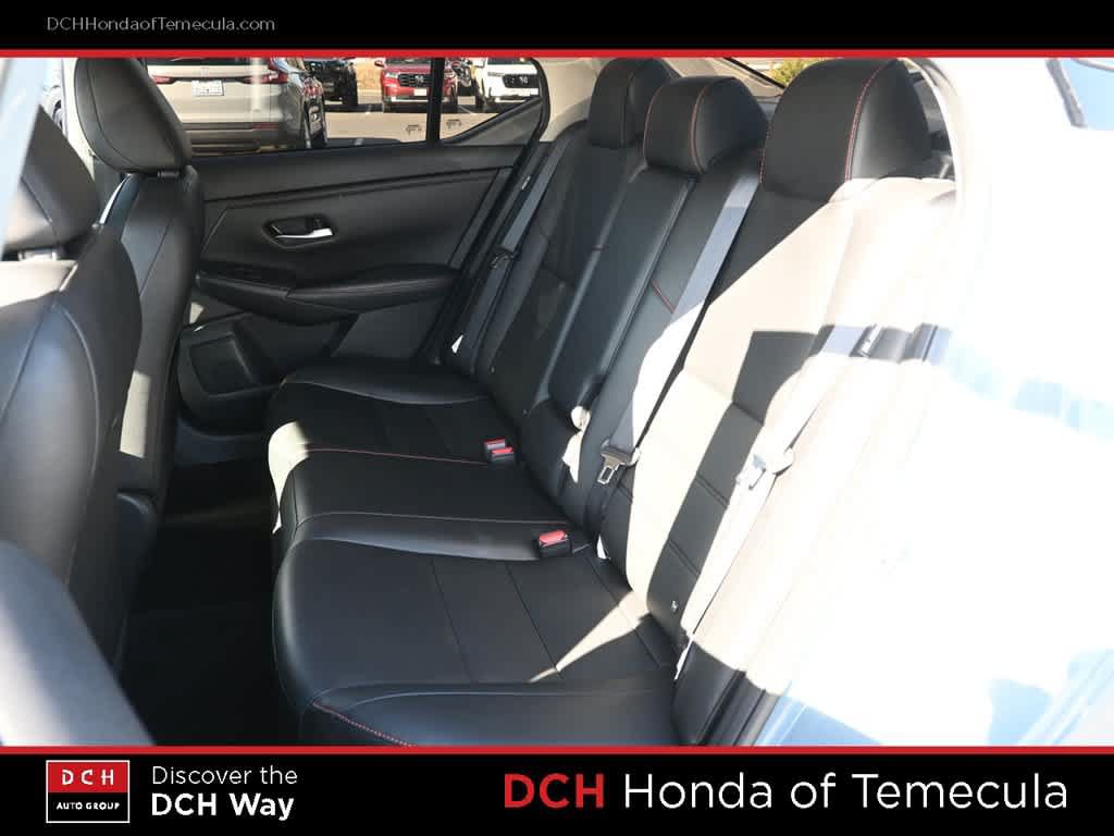 Used 2024 Nissan Sentra SR w/ SR Premium Package FWD image 19