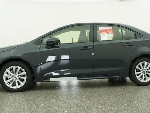 New 2026 Toyota Corolla LE FWD image 19