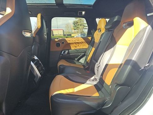 Used 2022 Land Rover Range Rover Sport SVR image 10