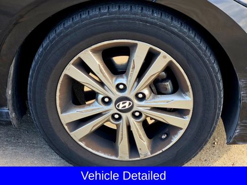 Used 2018 Hyundai Elantra SEL image 7