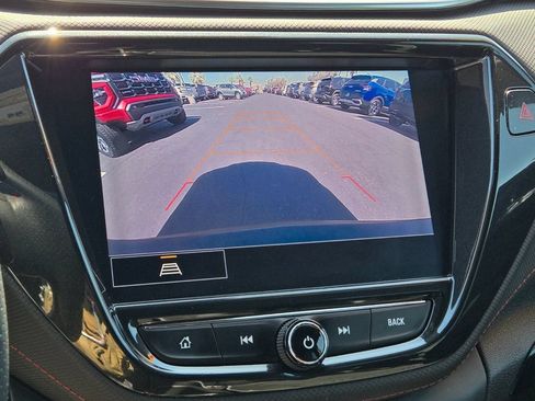 Used 2021 Chevrolet TrailBlazer RS w/ Technology Package FWD image 20