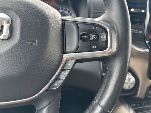 Used 2019 RAM 1500 Laramie AWD/4WD image 20