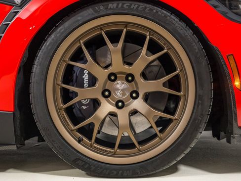 Used 2024 Ford Mustang GT Premium w/ GT Performance Package image 25