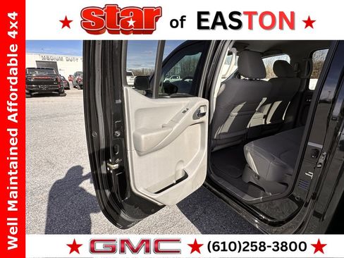 Used 2019 Nissan Frontier SV image 17