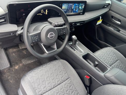 New 2026 Nissan Kicks SV image 18