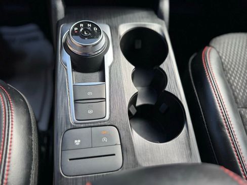 Certified 2025 Ford Escape ST-Line image 23