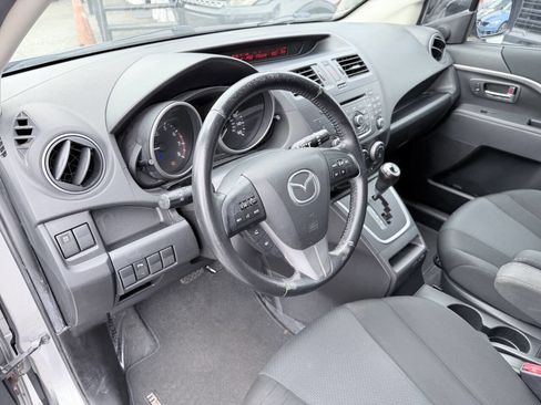Used 2015 MAZDA MAZDA5 Touring FWD image 12