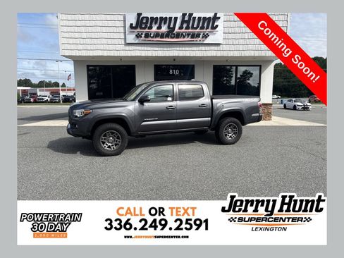Used 2021 Toyota Tacoma TRD Off-Road w/ Technology Package AWD/4WD image 1