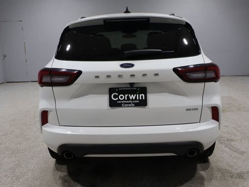 Used 2024 Ford Escape ST-Line image 3