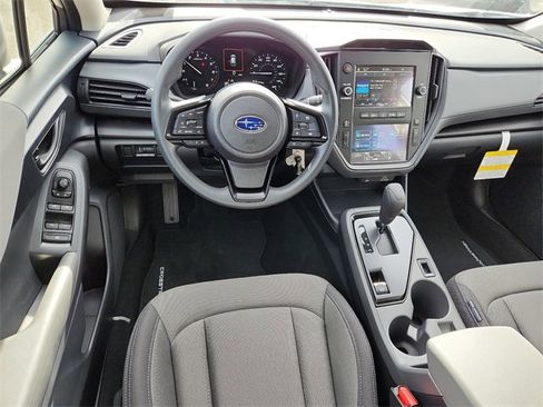 Used 2025 Subaru Crosstrek 2.0i image 9