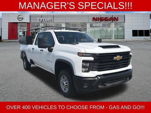 Used 2024 Chevrolet Silverado 2500 W/T RWD image 1