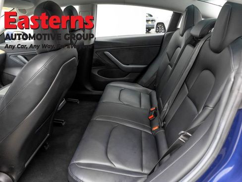 Used 2018 Tesla Model 3 RWD image 16