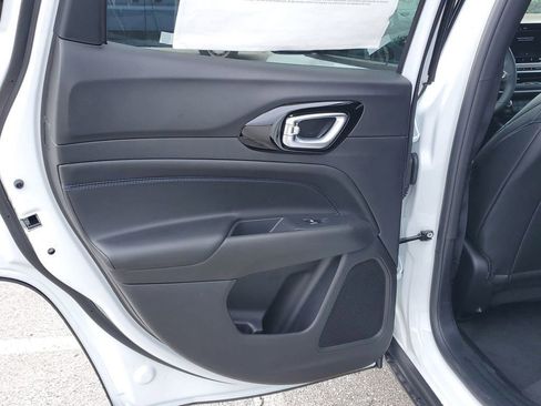 New 2026 Jeep Compass Limited image 4