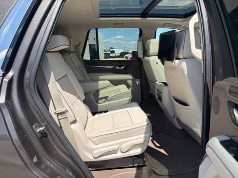 Used 2021 GMC Yukon Denali w/ Denali Ultimate Package RWD image 19