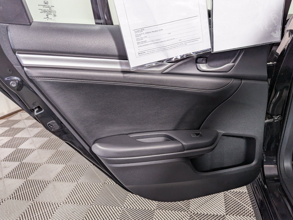 Used 2016 Honda Civic Touring image 38