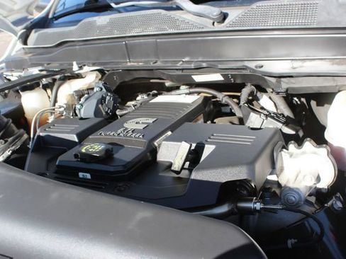 Used 2022 RAM 3500 Laramie image 34