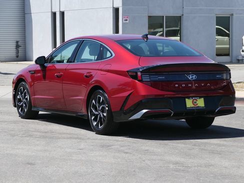 Certified 2025 Hyundai Sonata SEL FWD image 5