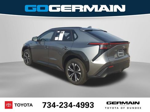 Used 2024 Toyota bZ4X AWD w/ Weather Package image 10
