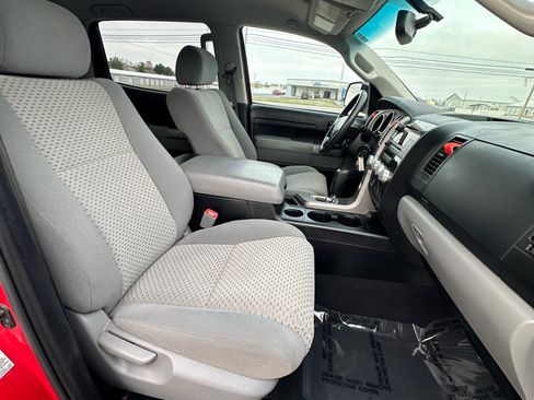 Used 2012 Toyota Tundra 4x4 CrewMax image 49