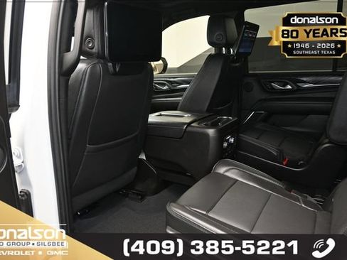 Used 2023 GMC Yukon Denali w/ Denali Reserve Package RWD image 10