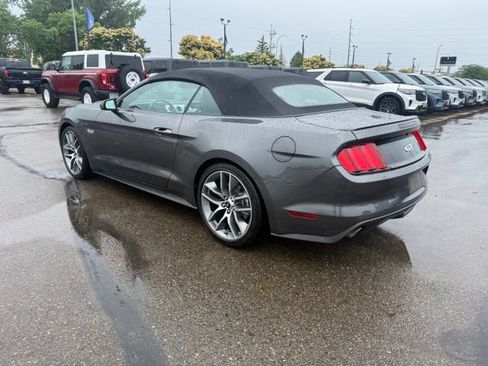 Used 2017 Ford Mustang GT Premium w/ Equipment Group 401A RWD image 8