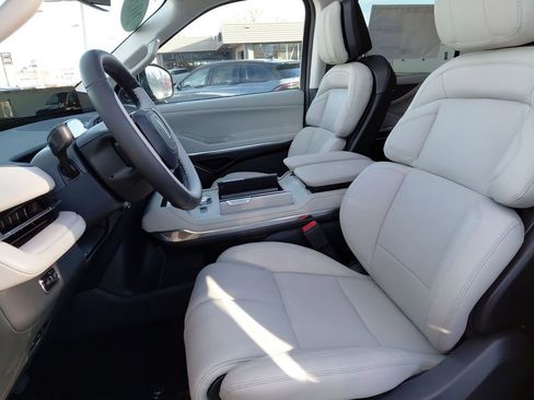 New 2026 Lincoln Navigator L Reserve w/ Jet Appearance Package image 11