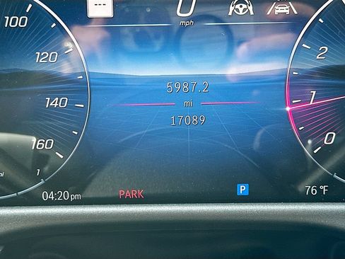 Used 2025 Mercedes-Benz E 350 Sedan image 12