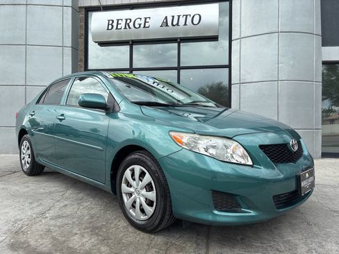 Used 2009 Toyota Corolla LE FWD image 1