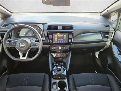 Used 2025 Nissan Leaf SV Plus FWD image 17