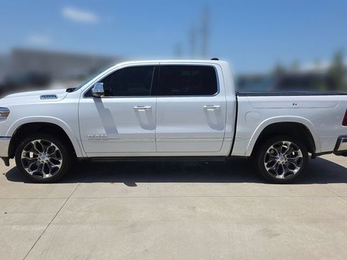 Used 2022 RAM 1500 Limited AWD/4WD image 2