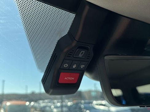 Used 2023 Toyota Tundra Limited image 10